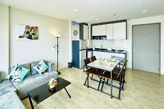 Apartamentos Pattaya Central Sea View Pool Suite