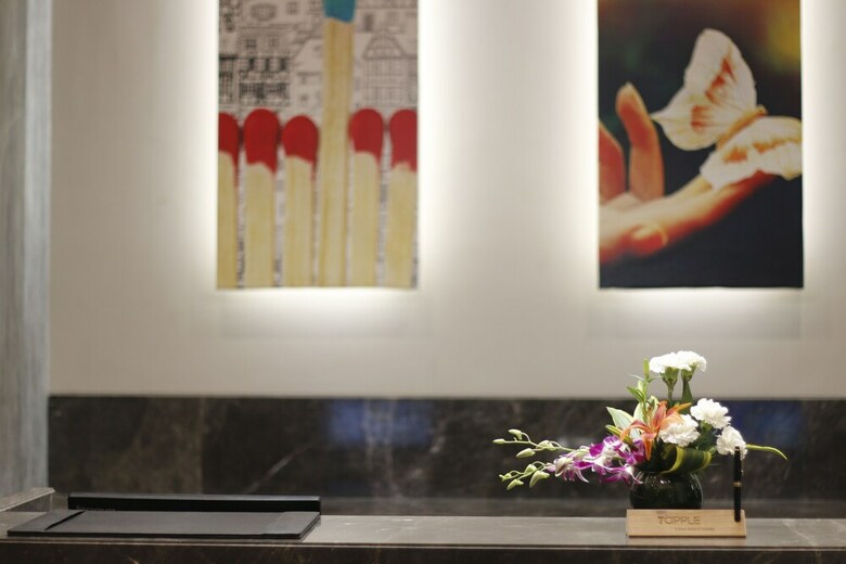 7 Apple Hotel Vadodara