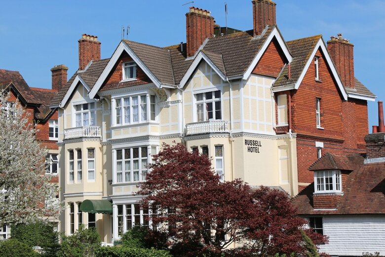 Russell Hotel