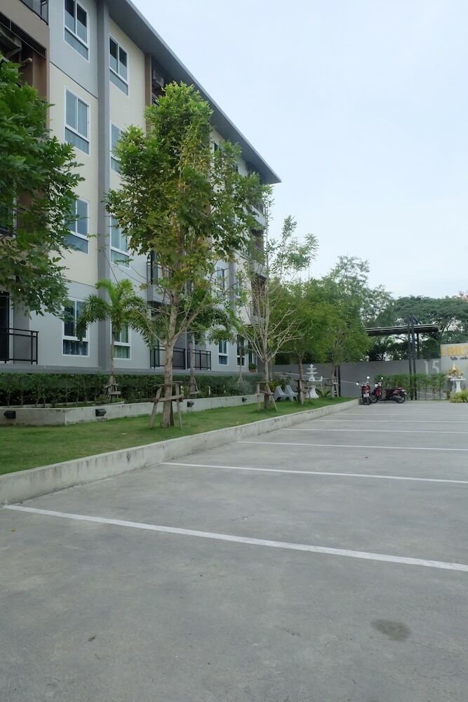 Hotel I Rich Residence