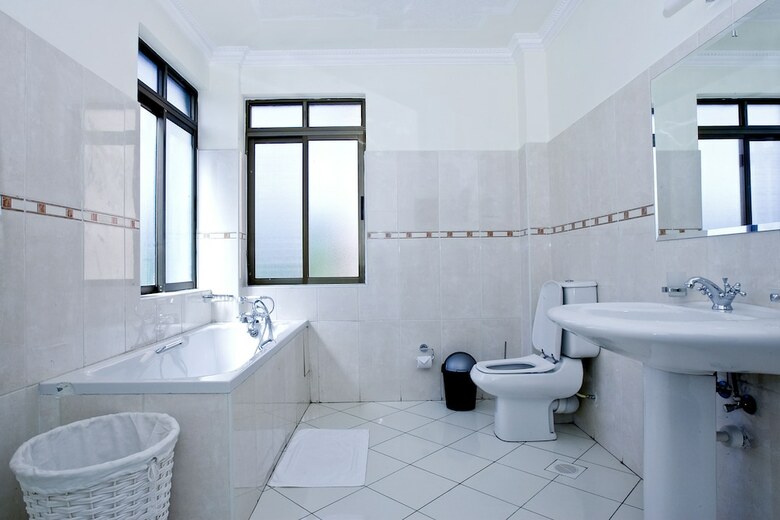 Aparthotel Gemsuites State House