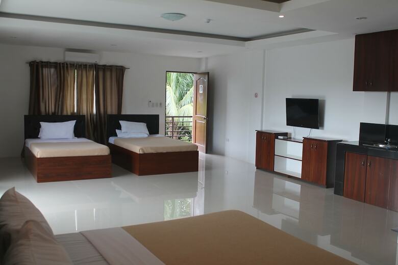 Dreamland Residences Hotel