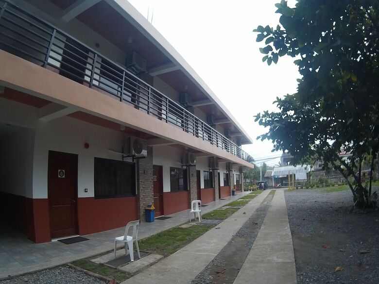 Dreamland Residences Hotel
