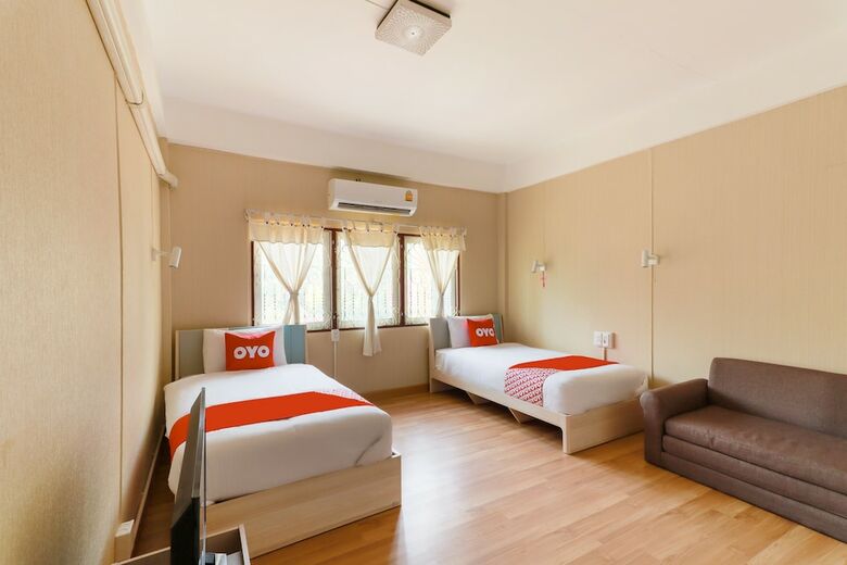Hotel Oyo 743 Sweet Mango Cafe And Hostel
