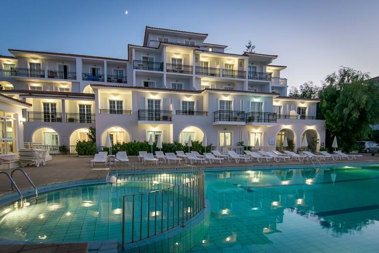Paradise Beach Hotel