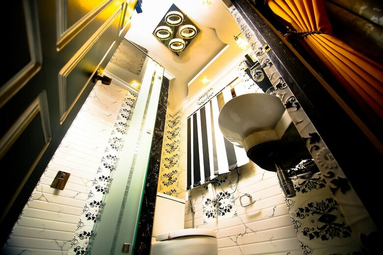 Hotel White House