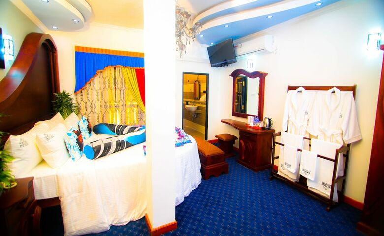 Hotel White House