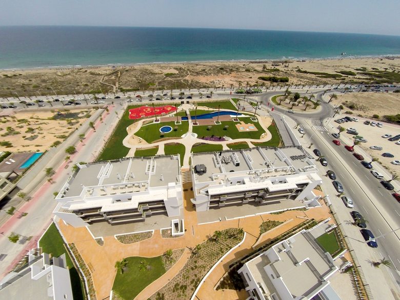 Ocean View Apartments - Marholidays