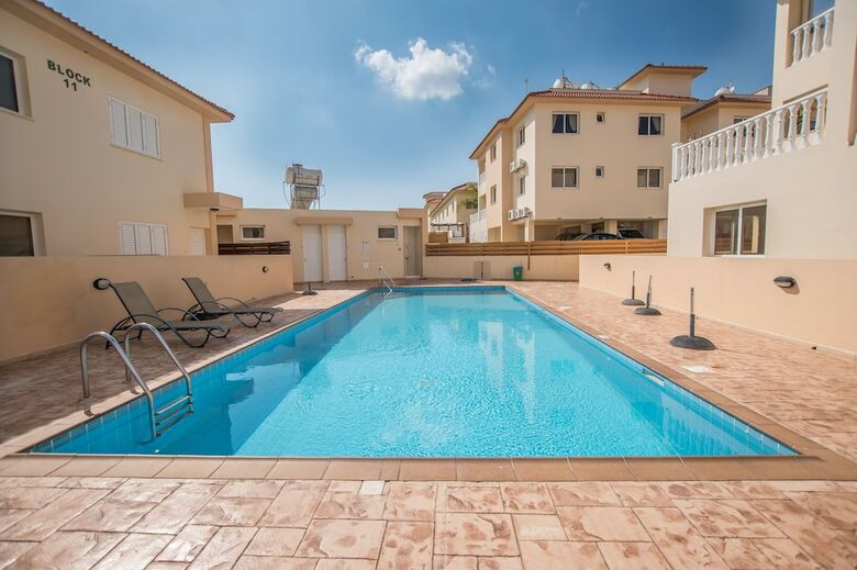 Thea Apartment