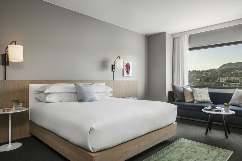 Kimpton Everly Hotel