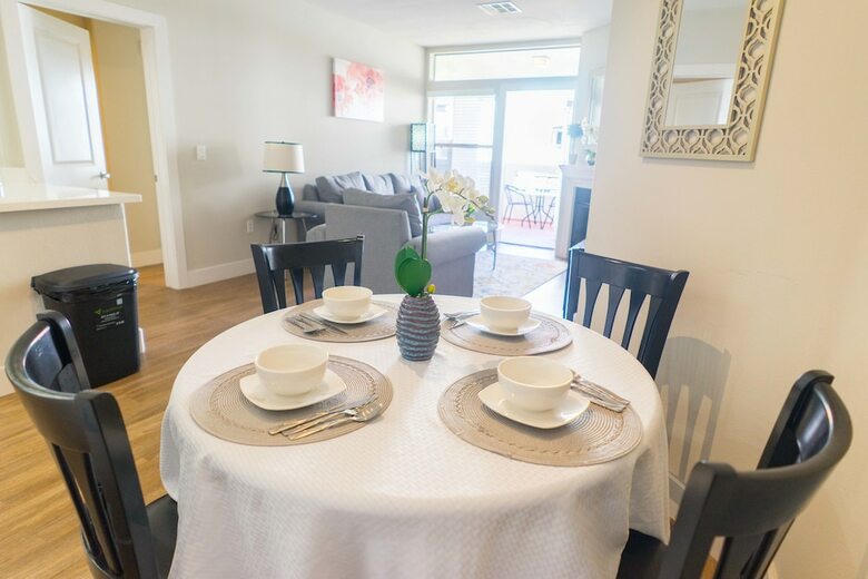 Glendon Apartments