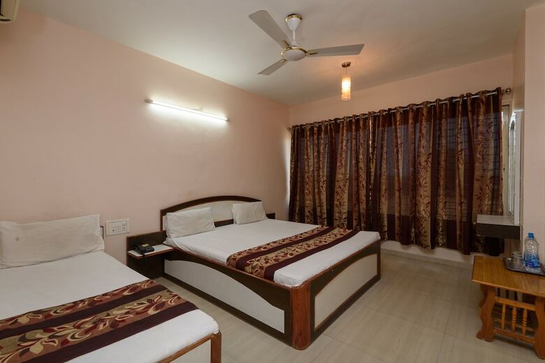 Hotel Sai Shraddha