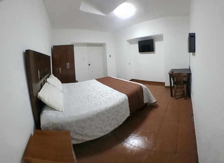 La Caba�a Hotel