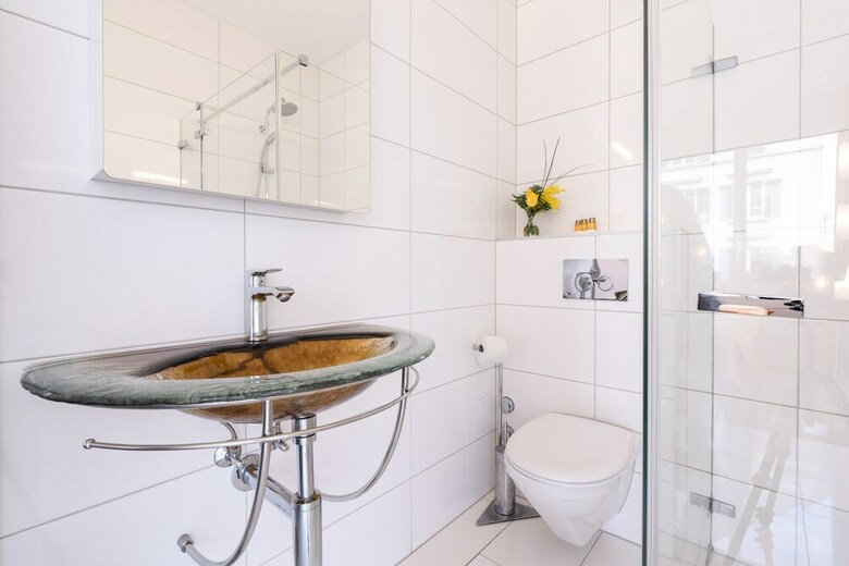 Aparthotel Iq130 Hotel