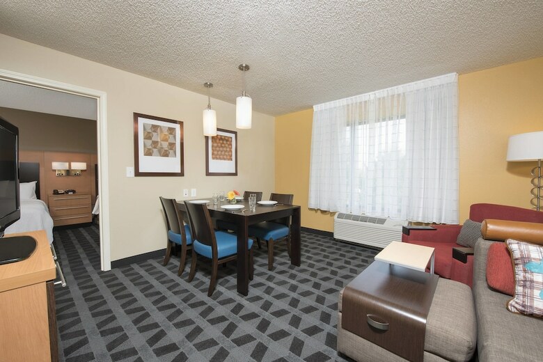 Hotel Towneplace Suites By Marriott Kalamazoo