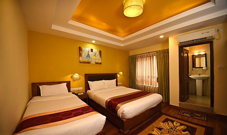 Dom Himalaya Hotel