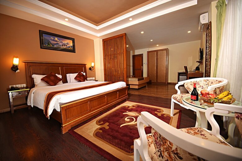 Dom Himalaya Hotel
