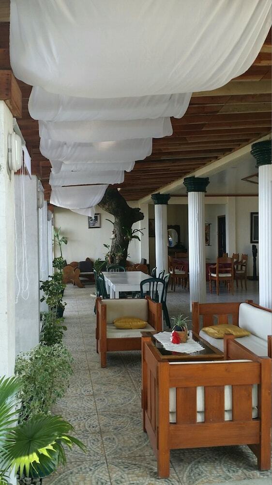 Hotel Brazaville Beach Resort
