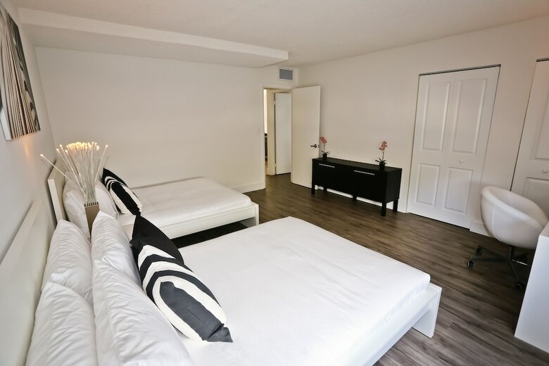 Coconut Grove Apartments By Nuovo