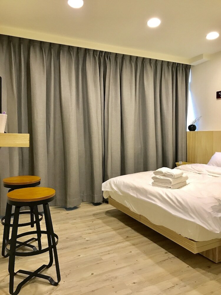 Hotel Happy Holidays