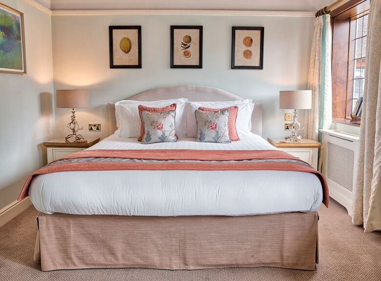 The Montagu Arms Hotel