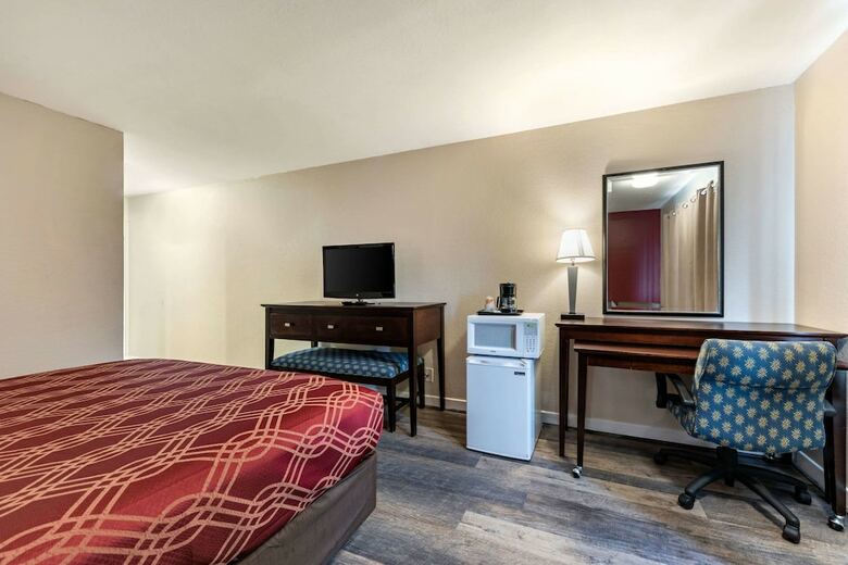 Hotel Econo Lodge Bay Breeze