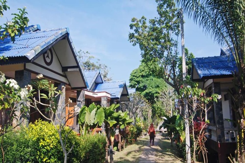 Hotel Lanta Nature Beach Resort