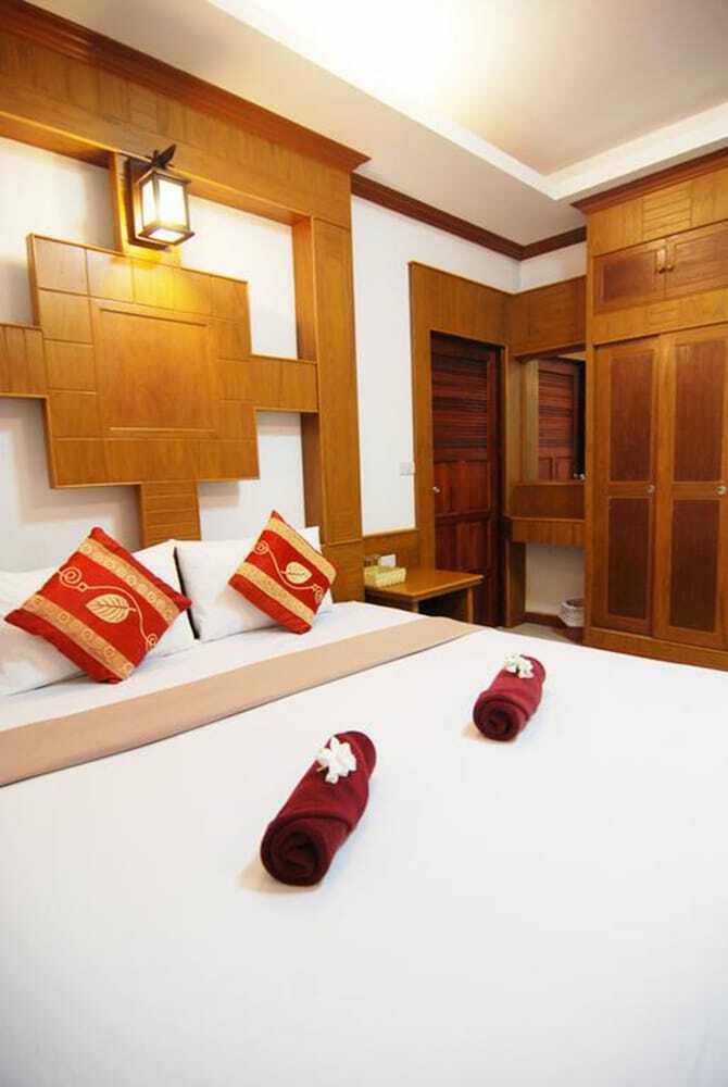 Hotel Lanta Nature Beach Resort