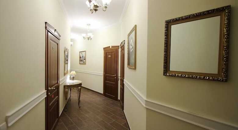 Boomerang Business Hotel