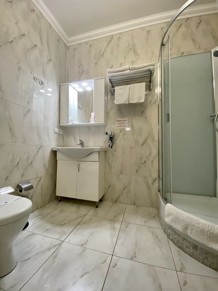 Boomerang Business Hotel