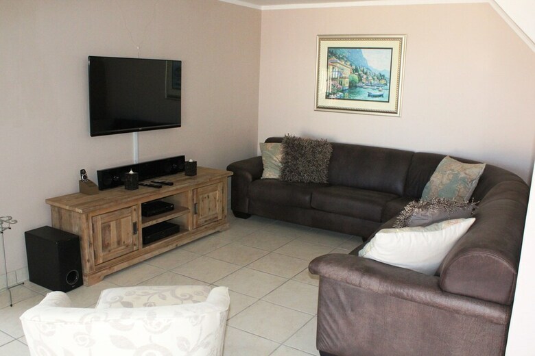 10 Chillsome House Self Catering