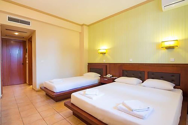 Filosxenia Ismaros Hotel