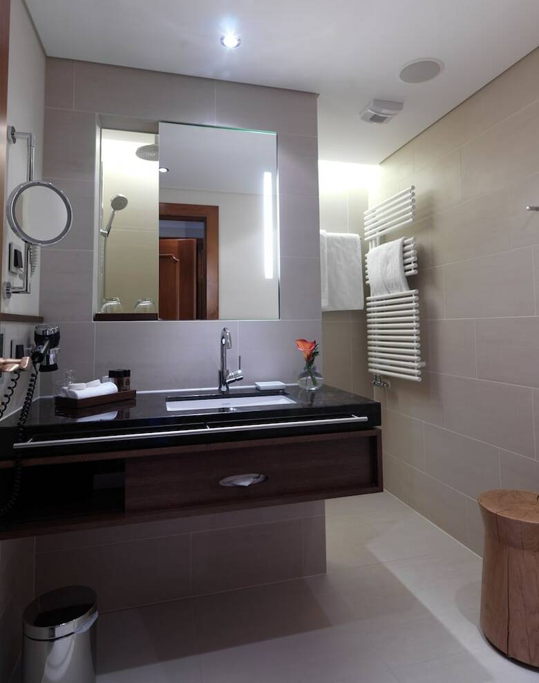 The Europe Hotel & Resort