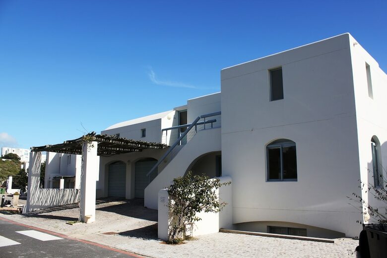 Apartamentos 2 On The Beach 1 Self Catering