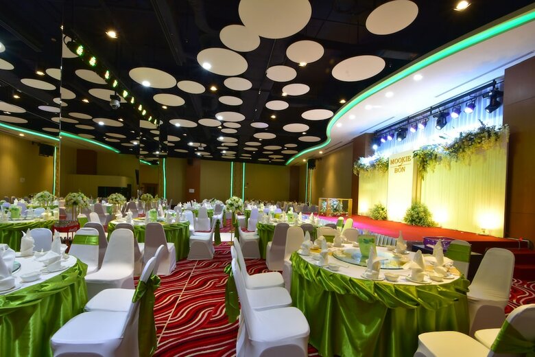 Siam Oriental Hotel