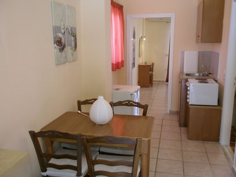 Oceanis Rooms Apartments