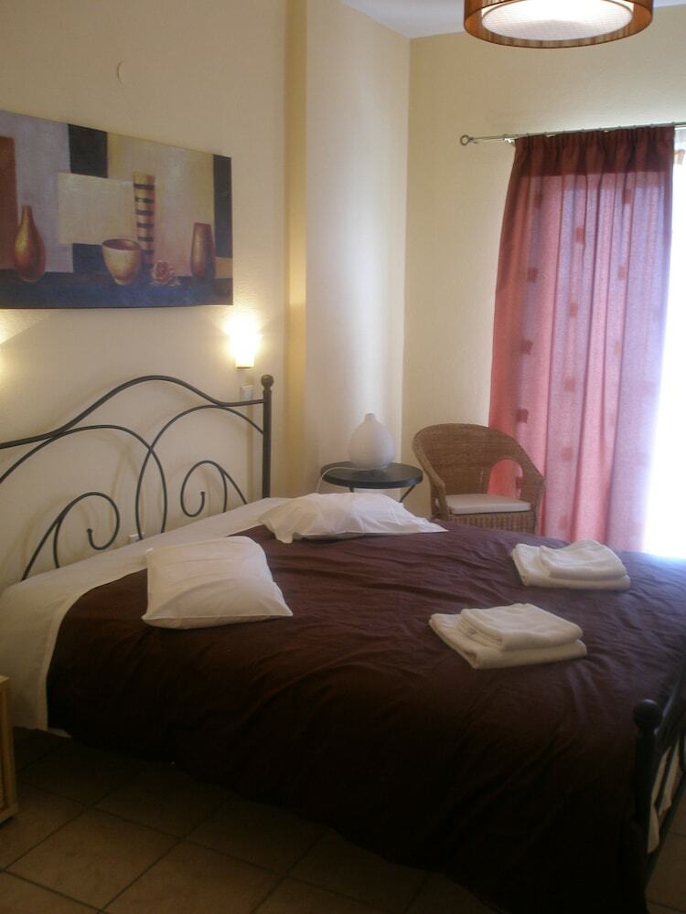 Oceanis Rooms Apartments