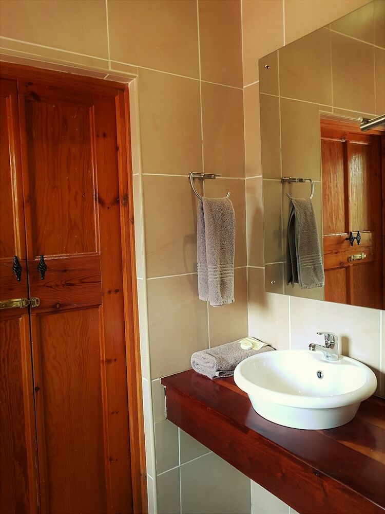 Hotel African Roots Guest House