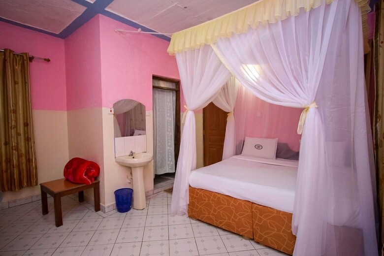 Viewers Park Hotel