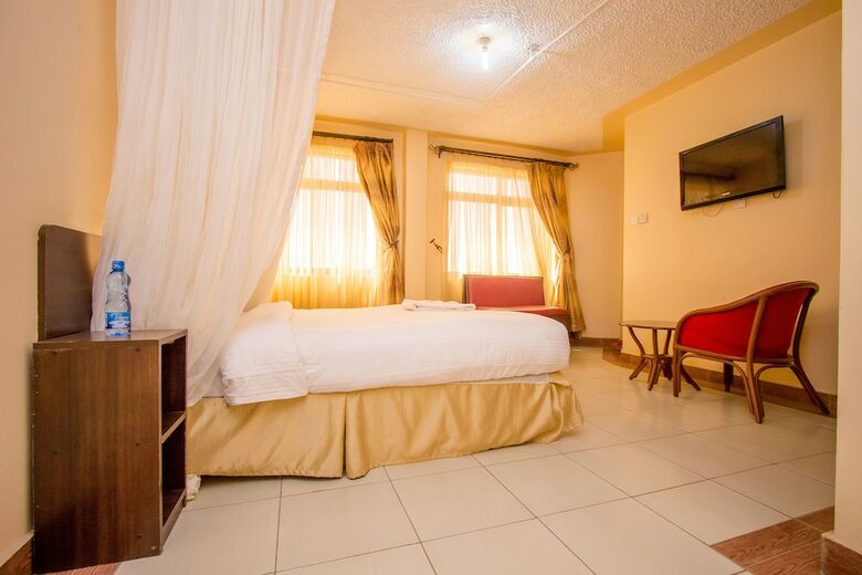 Alma Hotel