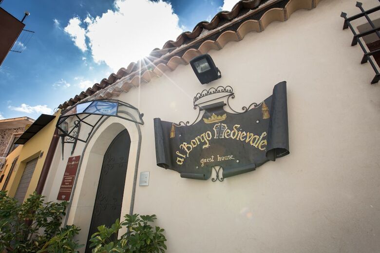 Apartamentos Al Borgo Medievale