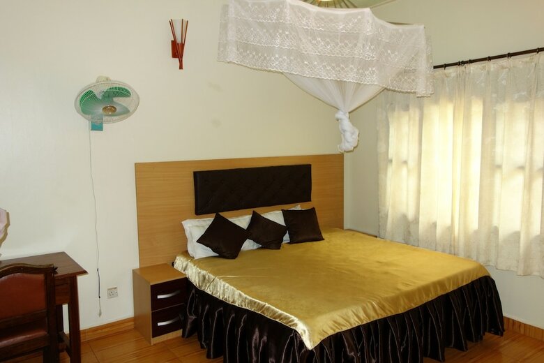 Hotel Bridgeway Guesthouse