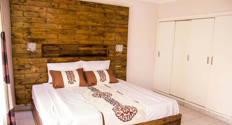 Hotel Kigali Art Gallery
