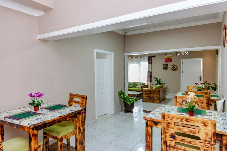 Hotel Kigali Art Gallery