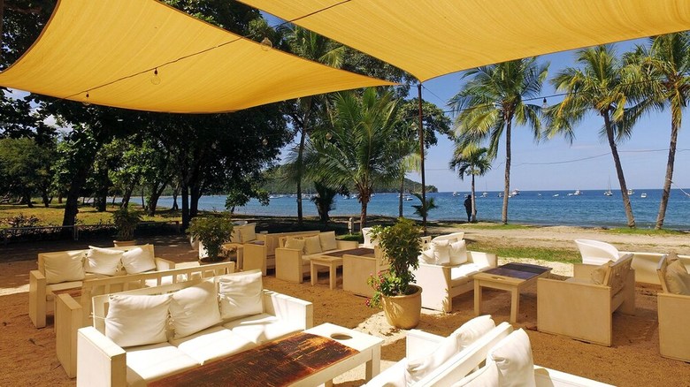 Caf� De Playa Beach Front Hotel