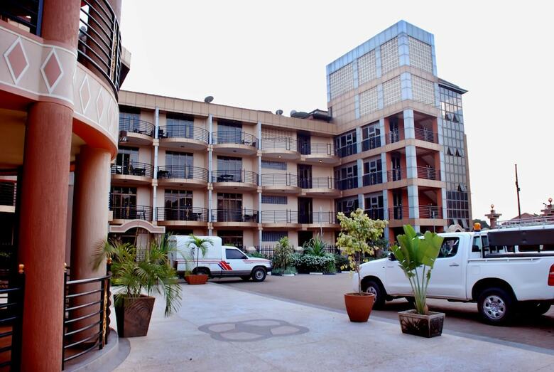 Tick Hotel