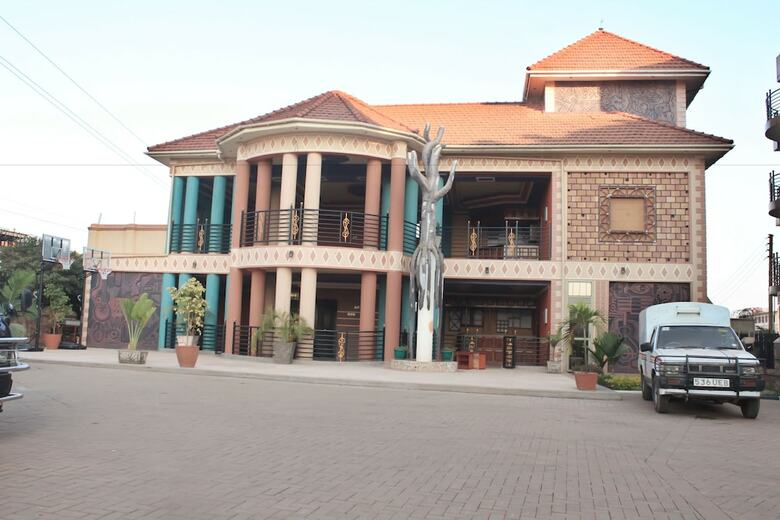 Tick Hotel