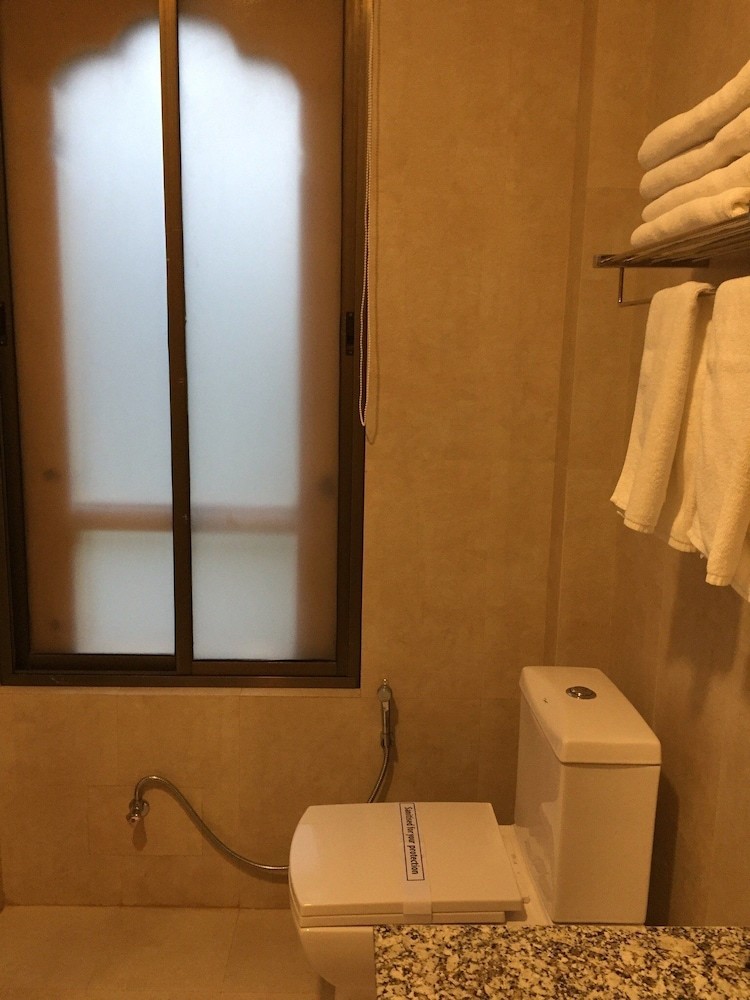 Hotel Zhingkham Resort