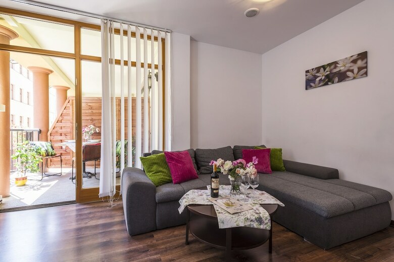 Galeria Italiana Apartments