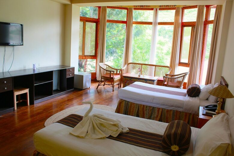 Hotel Damchen Resort